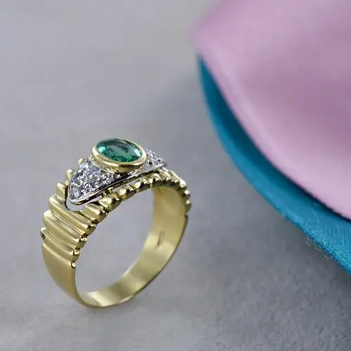 anello vintage in oro giallo e bianco con smeraldo e diamanti miniatura 3