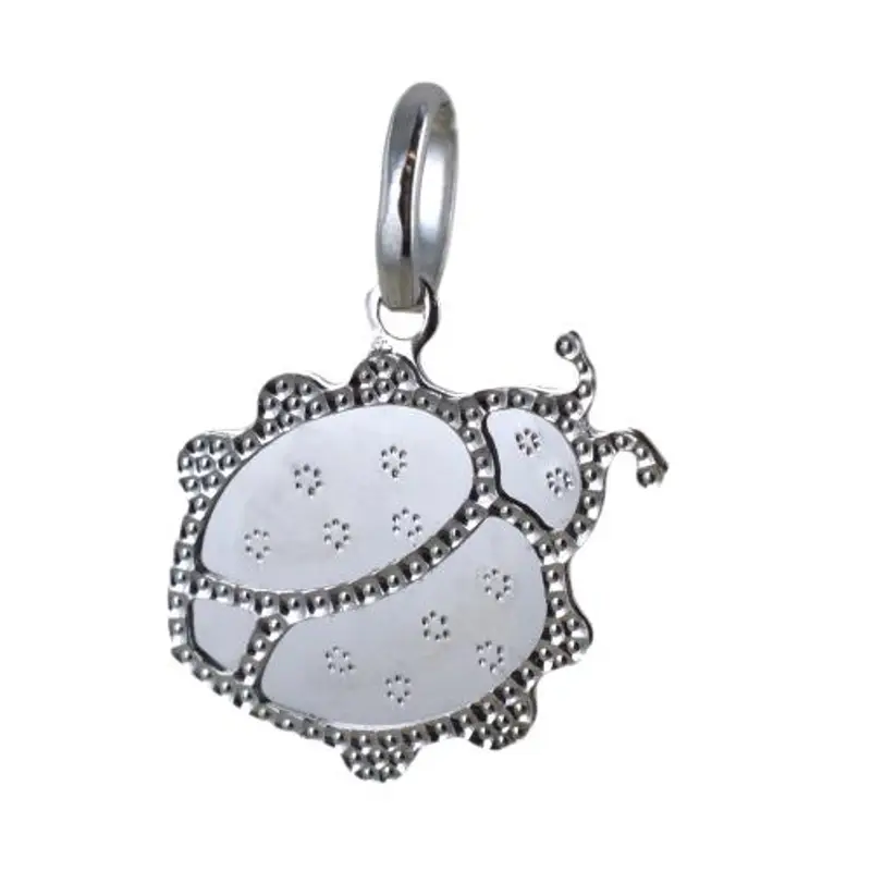 ciondolo coccinella in oro bianco con collana