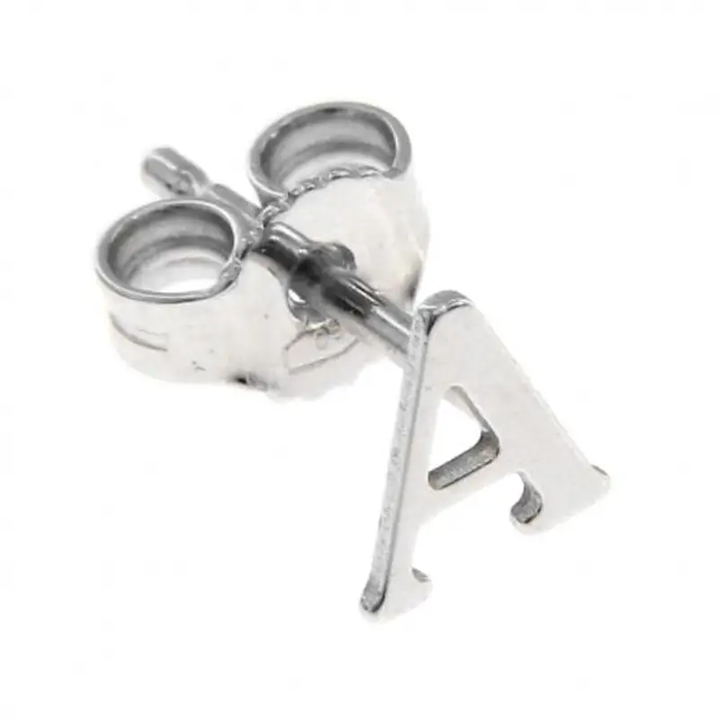 orecchino in oro bianco lettera iniziale