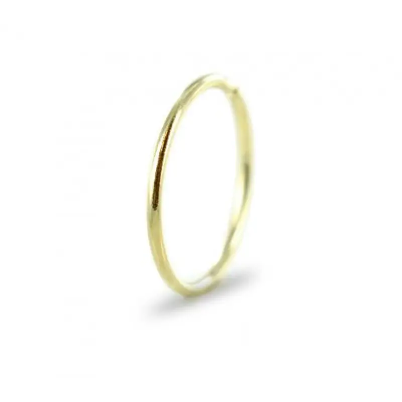 orecchino singolo a cerchio piccolo in oro giallo