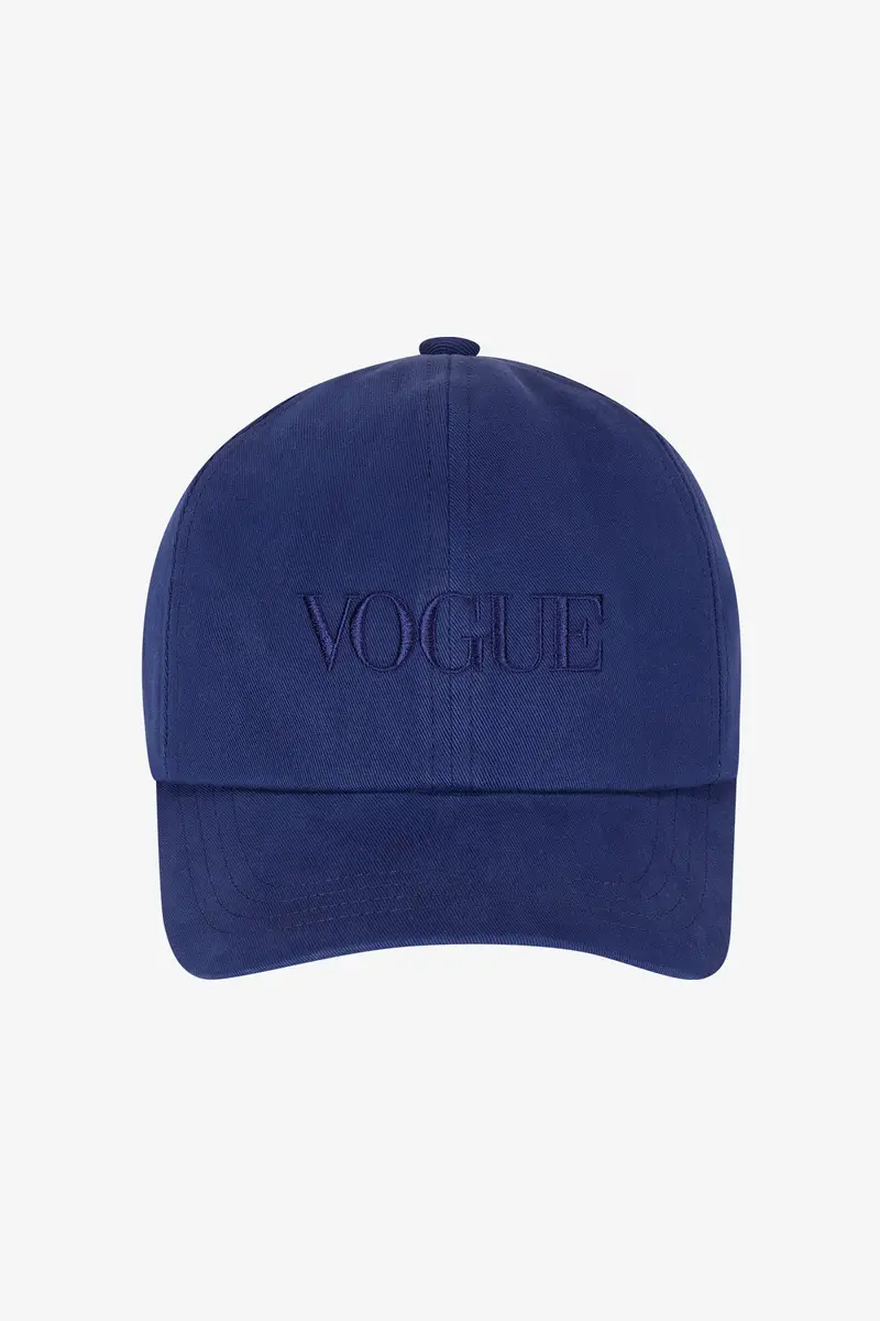 Cappellino VOGUE blu scuro con logo ricamato