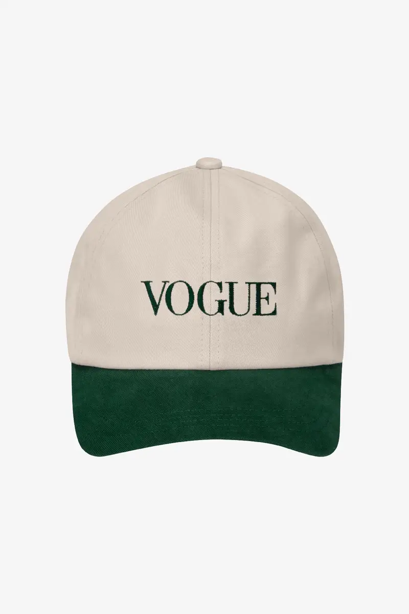 Cappellino Vogue Retro Sports ecru con visiera e logo ricamato verde