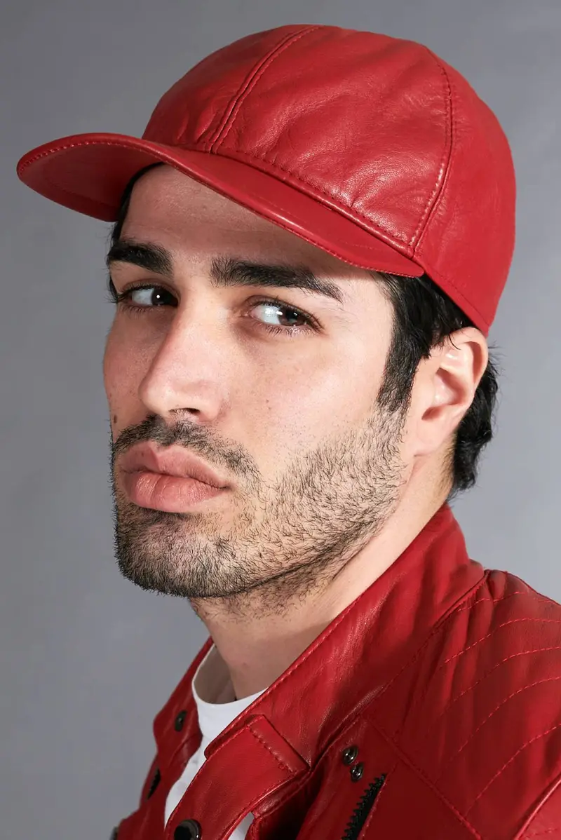 Cappello baseball in pelle rosso unisex berretto strappo regolabile D'Arienzo, Seleziona Taglia S (55cm), Colore Rosso