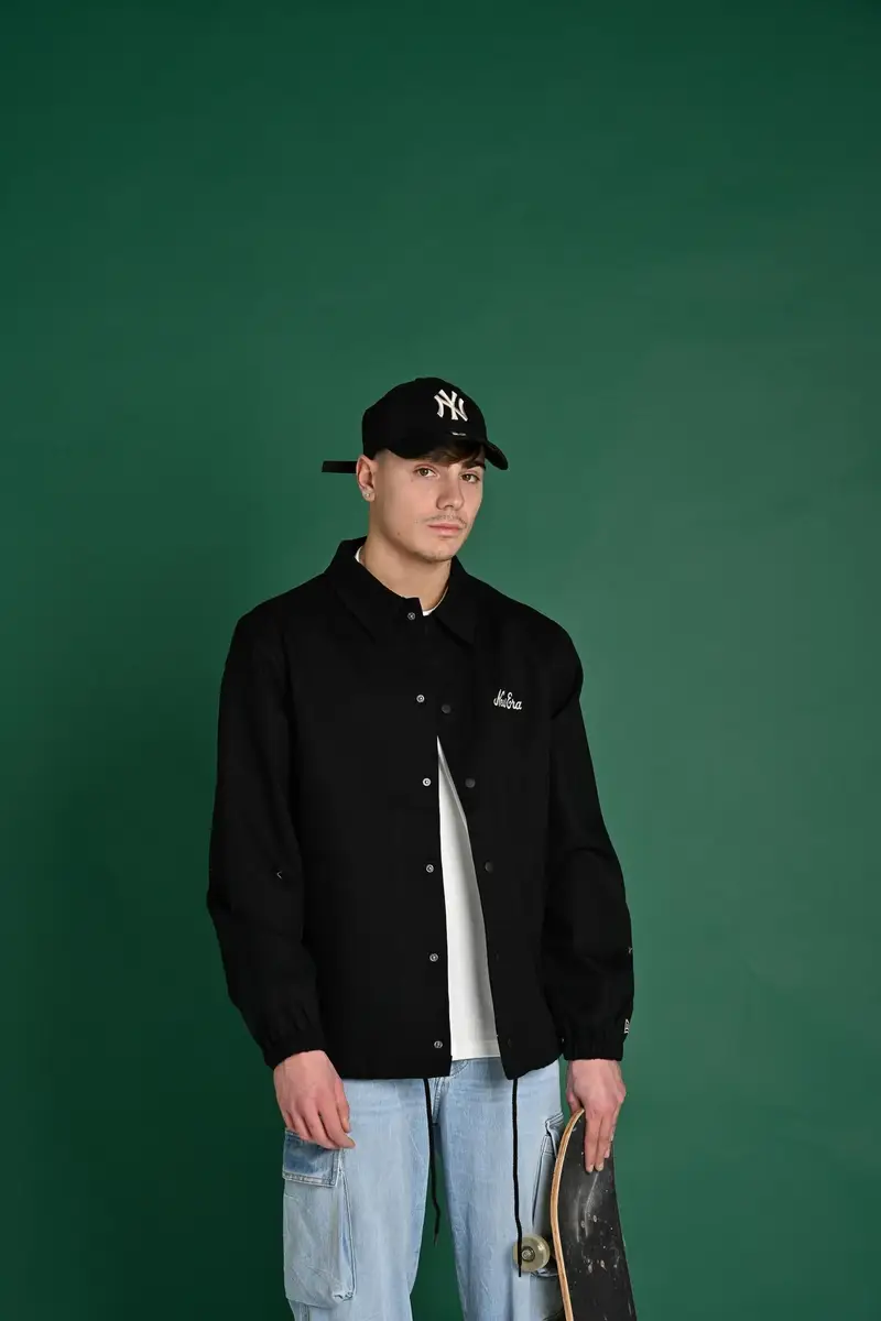 Cappello con visiera nero per uomo e donna con logo Yankees miniatura 2