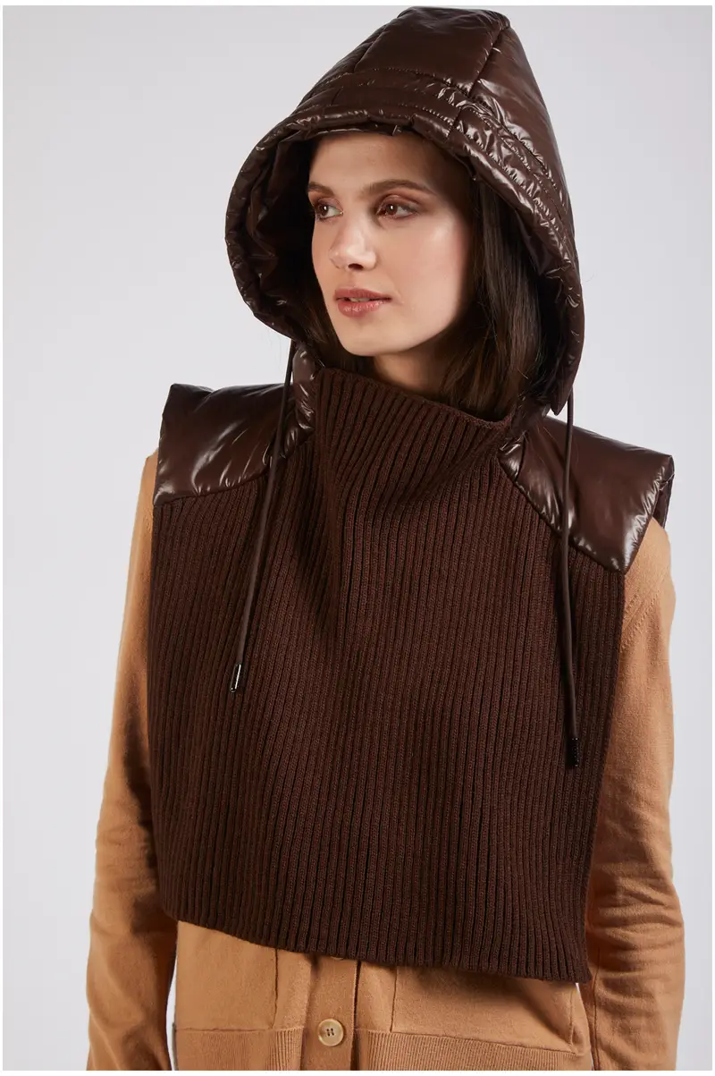 cappuccio con davanti in maglia espresso taglia unica