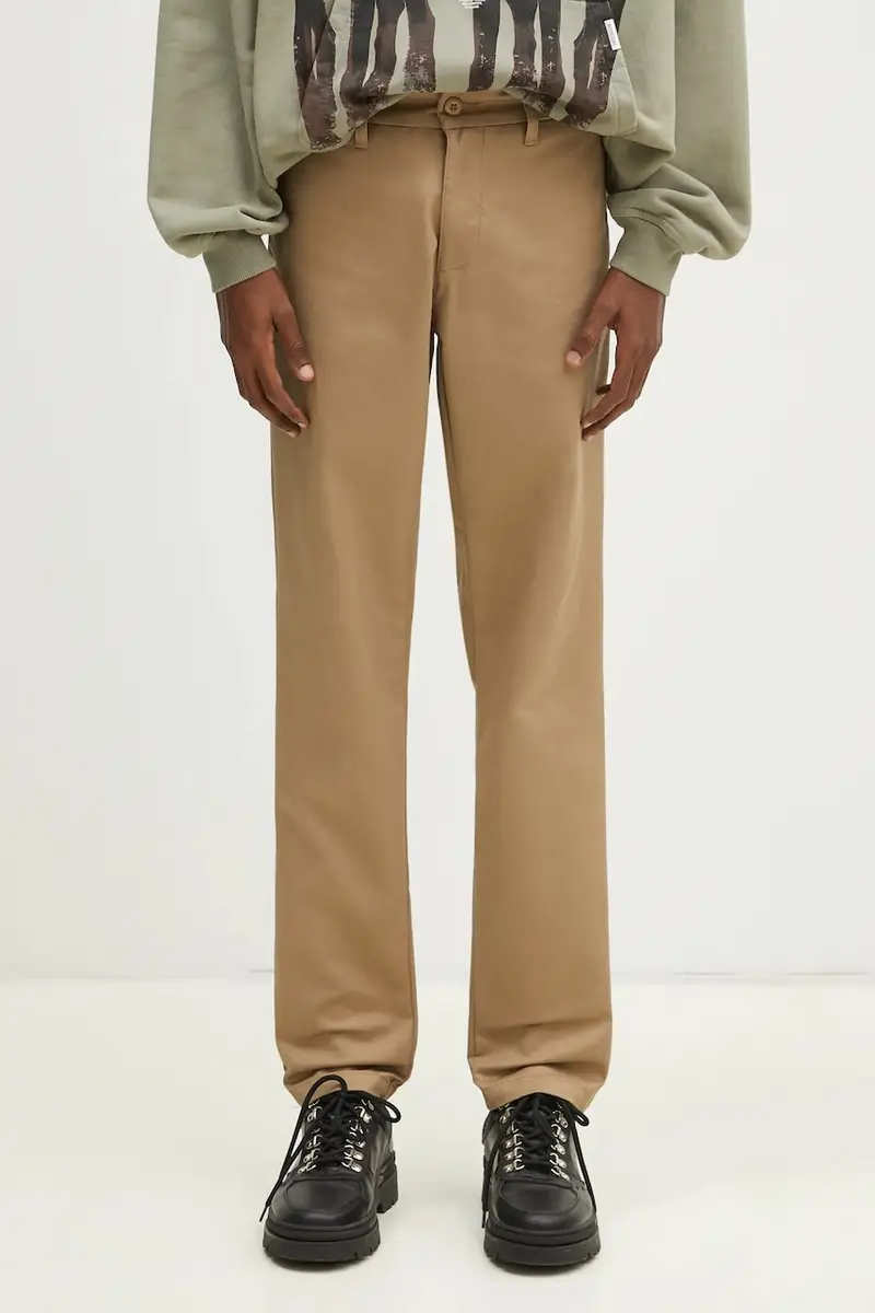 pantaloni uomo colore marrone