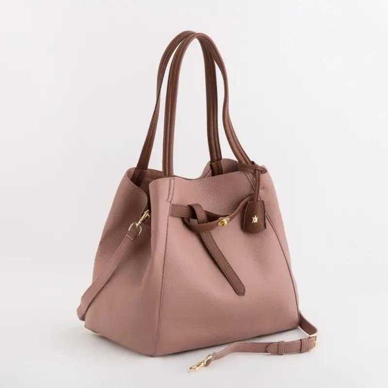 Shopping - Ontario Cipolla