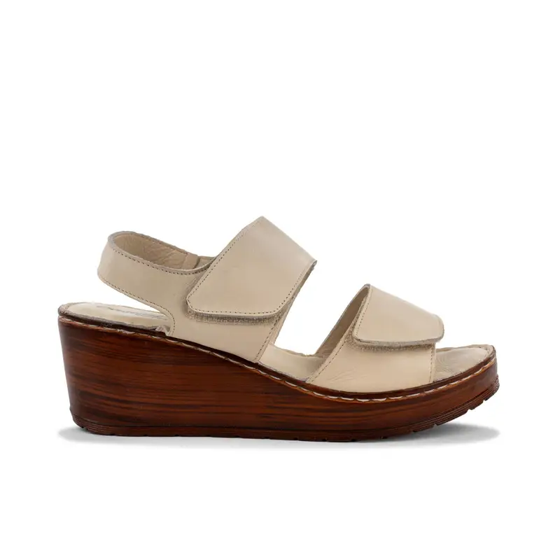 Sandali con zeppa comfort beige in pelle da donna con strappo