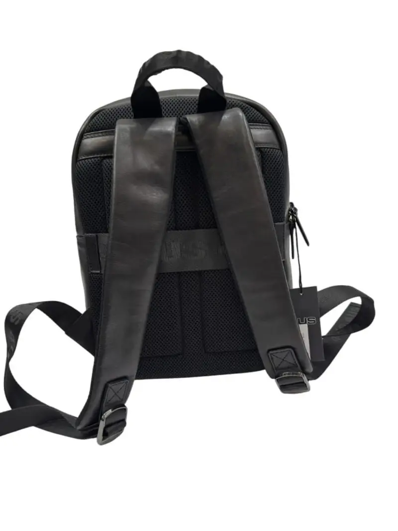 Cesare Paciotti zaino nero uomo in ecopelle logo sul davanti miniatura 3