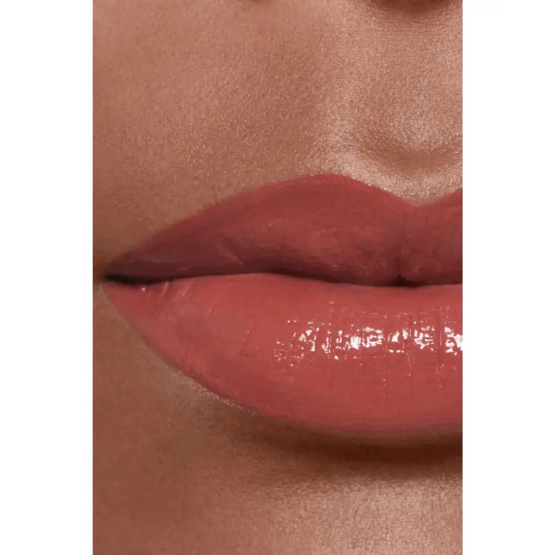 LABBRA ROUGE ALLURE LAQUE 63 ULTIMATE - Rossetti miniatura 5