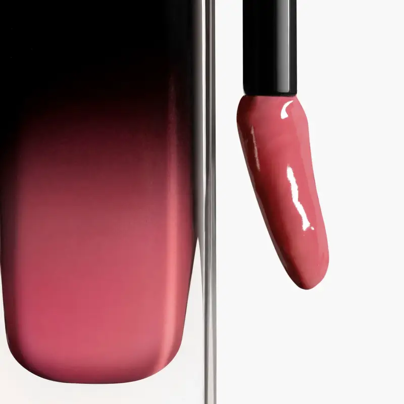 LABBRA ROUGE ALLURE LAQUE 64 EXIGENCE - Rossetti miniatura 2