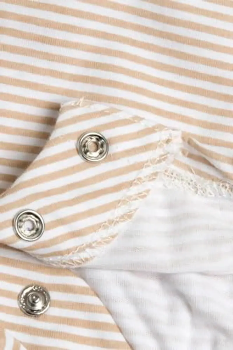 Chicco, Pagliaccetto Neonata, con Comoda Apertura sulla Schiena e a Patello, Designed in Italy, Abbigliamento Neonata 0-24 Mesi, Idee Regalo Nascita miniatura 3