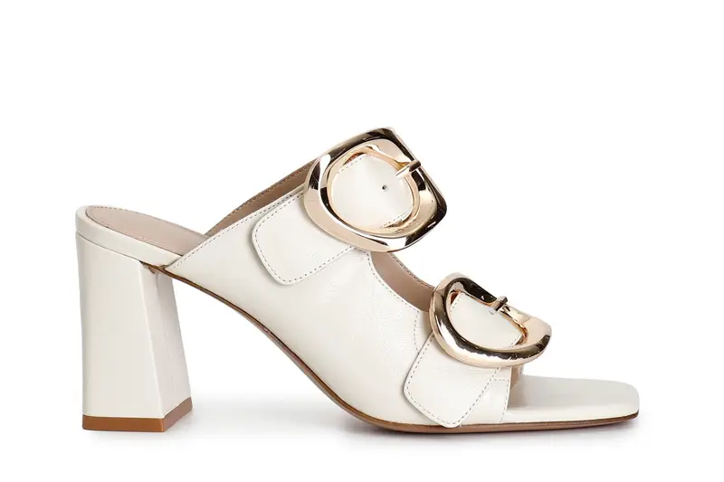 ciabatta in vernice con doppia fibbia osso 37