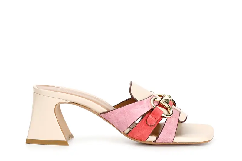 ciabatte in pelle e pelle scamosciata con accessorio multi beige