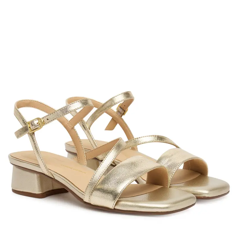 Sandali Clarks Serina35 Strap 26186120 Oro