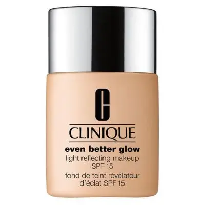 Even Better Glow™ Makeup SPF 15 WN 114 Golden