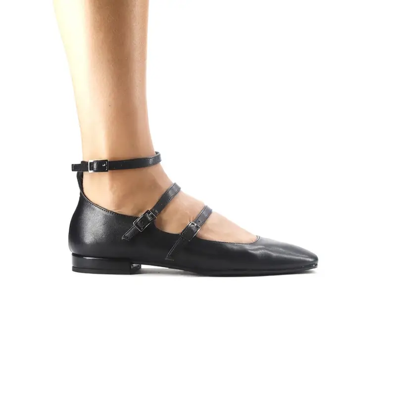 Club Style Ballerina Nero Con Cinturini - 41