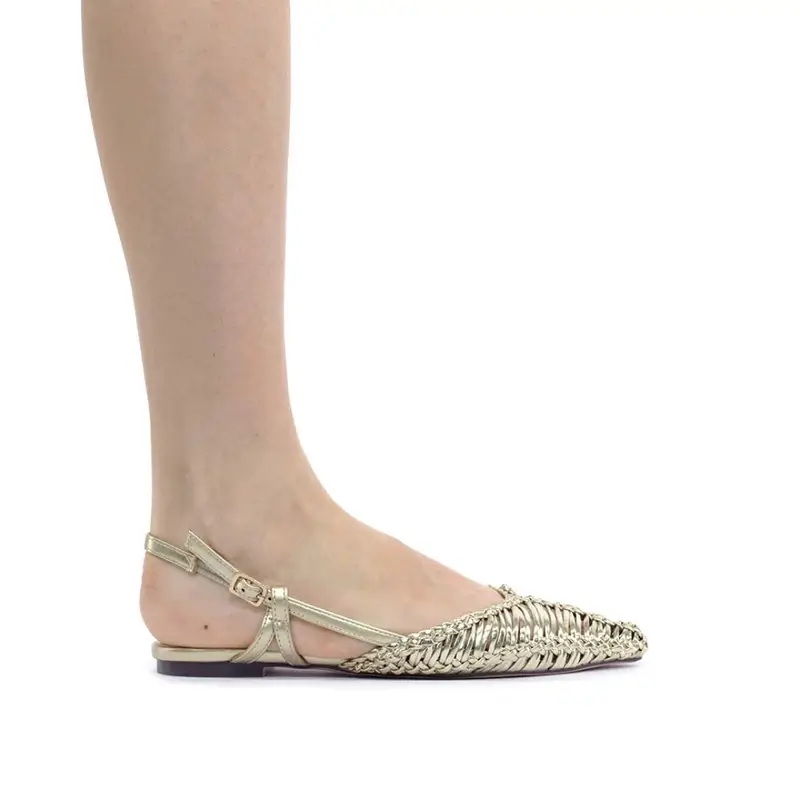 Club Style Chanel Oro Intrecciato - 37