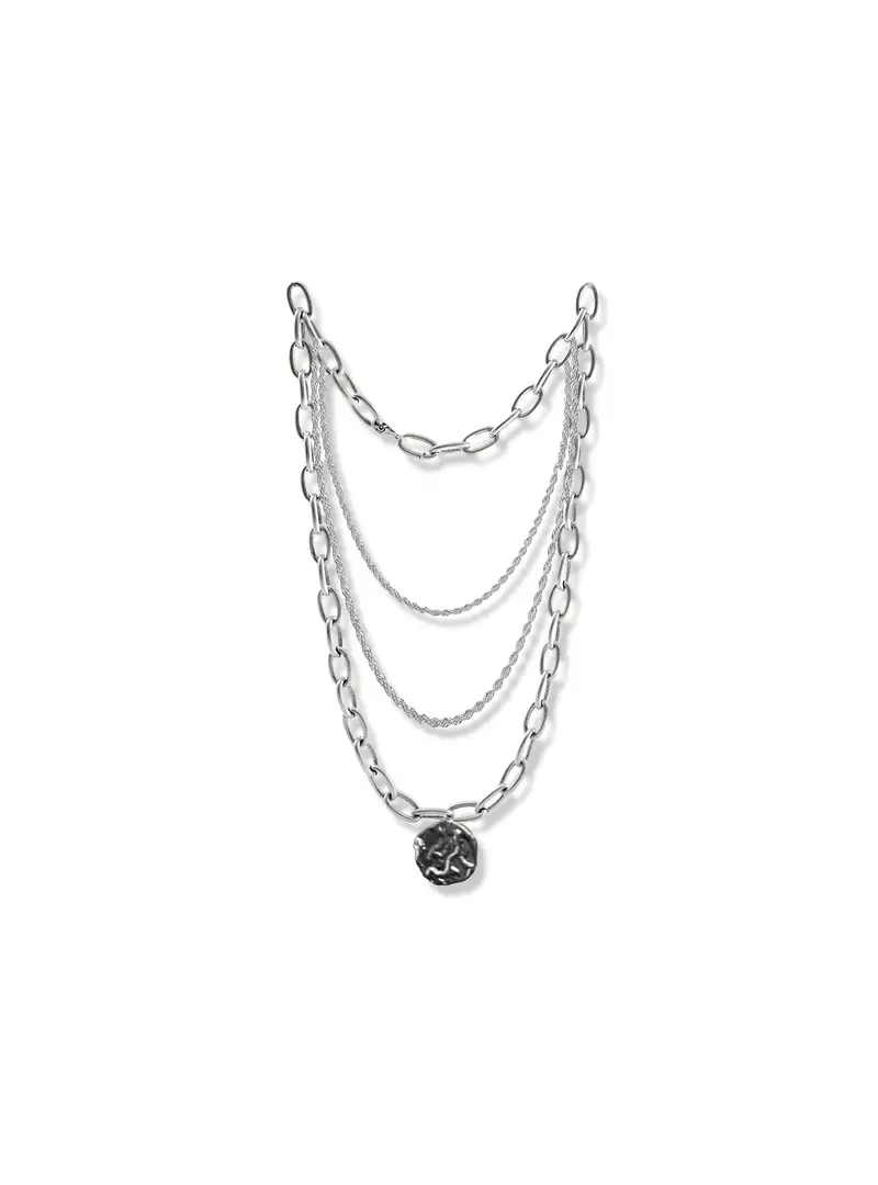 Collana multi catena con ciondolo