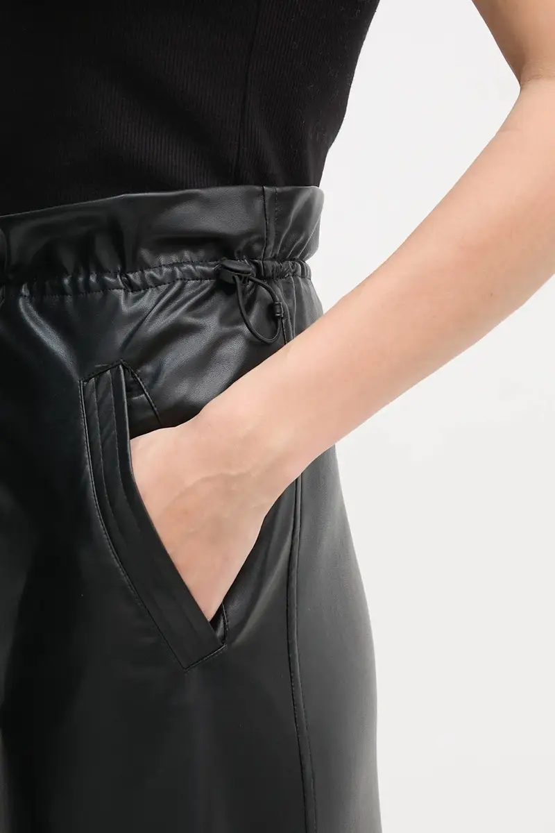 gonna Nero miniatura 4