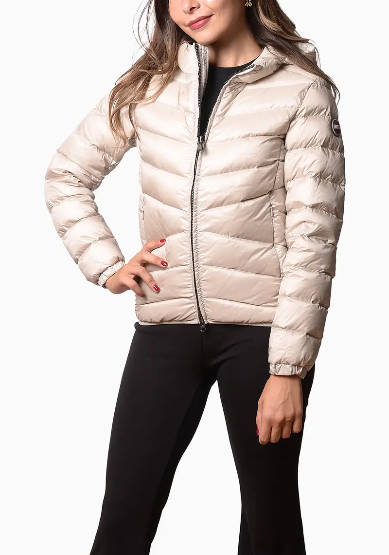 Piumino Colmar donna beige pesante con cappuccio