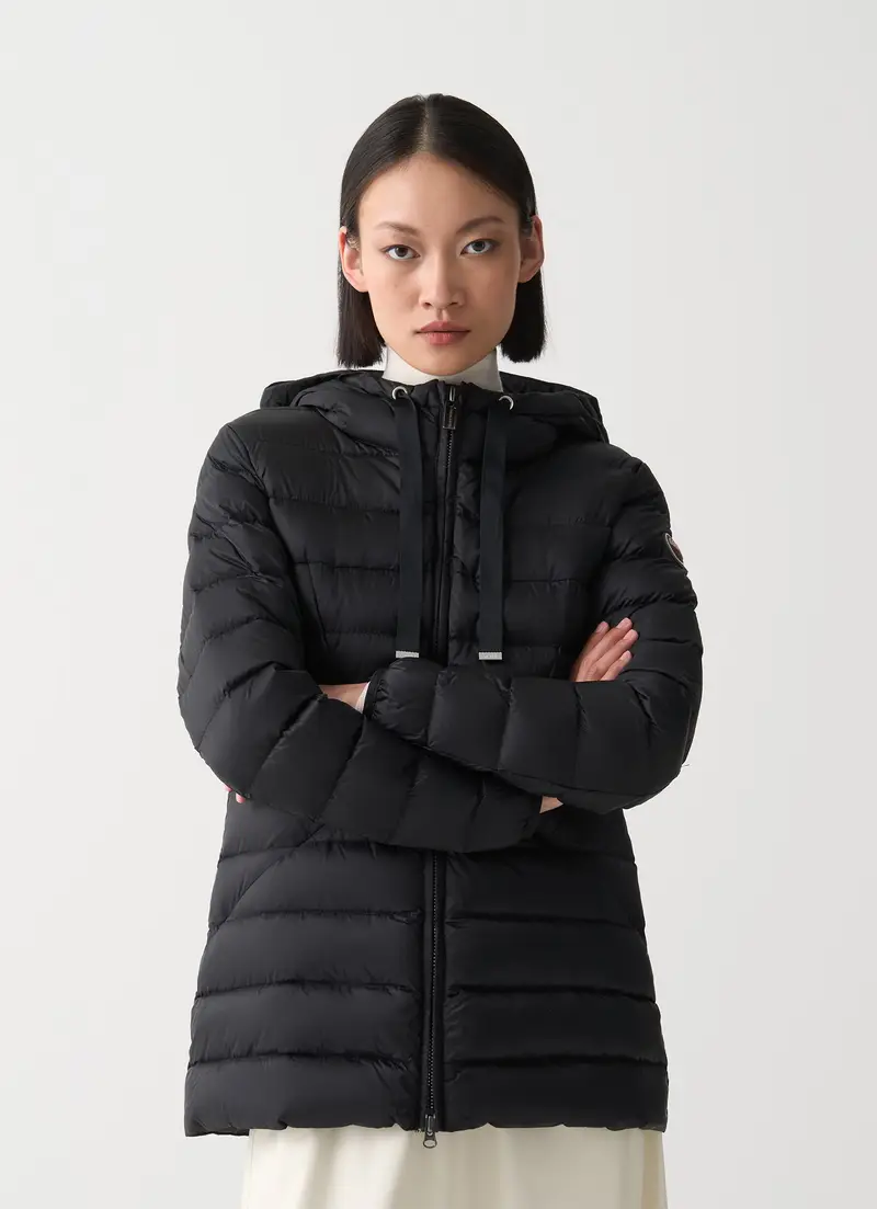 Piumino donna sciancrato con cappuccio 2226 2YO 99 BLACK