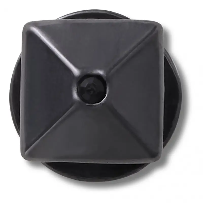 Light silver pyramid stud UCOL