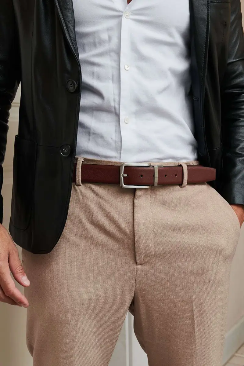 Cintura uomo in pelle di vitello saffiano nero marrone reversibile con fibbia girevole D Arienzo, Seleziona Nero/Marrone