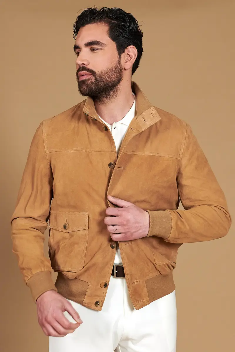 Giacca bomber in pelle camoscio beige con bottoni e tasconi D'Arienzo, Seleziona Beige