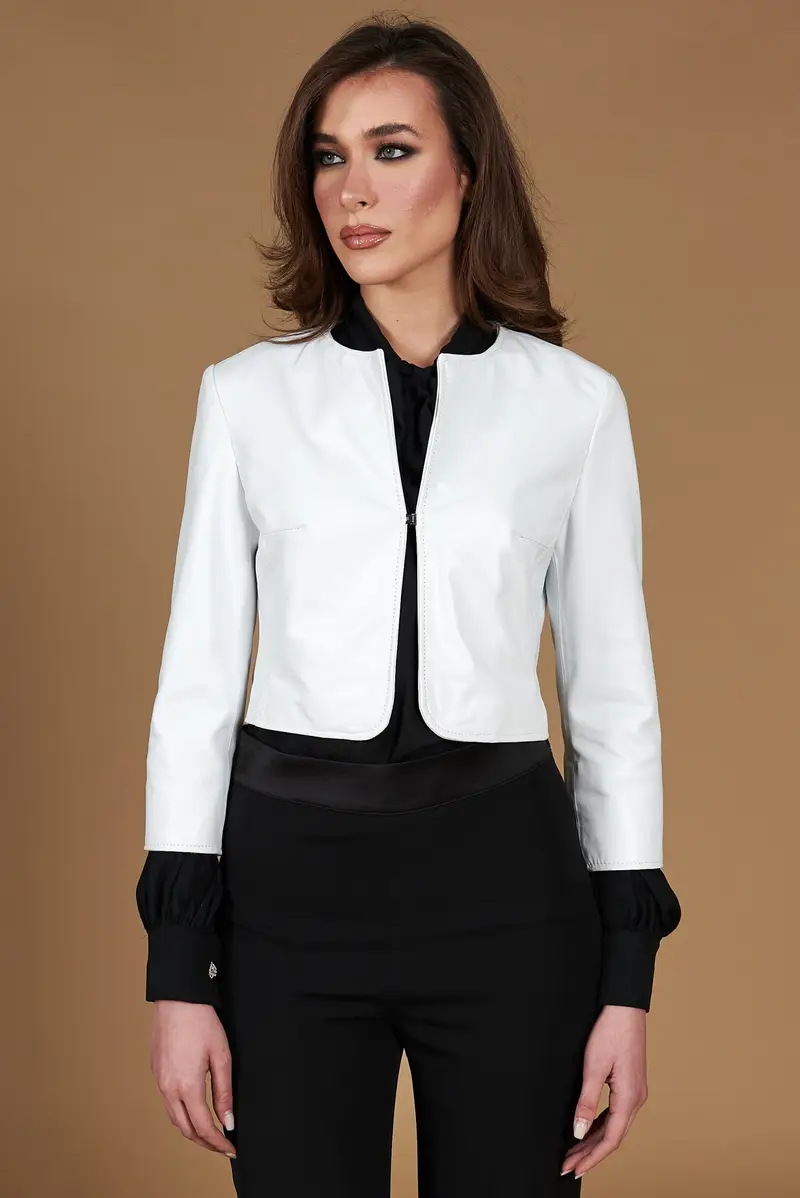 Giacca corta bolero in pelle bianca girocollo nappa effetto liscio D'Arienzo, Seleziona Bianco