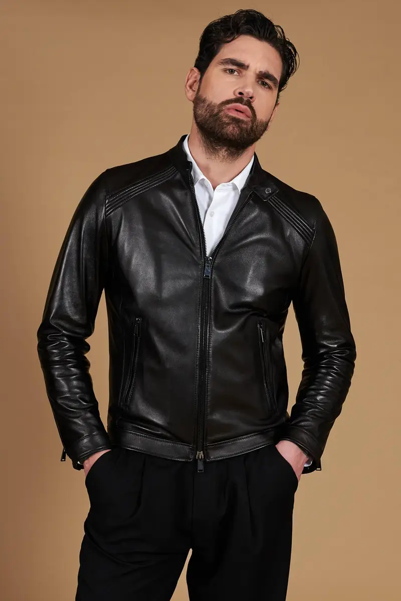 Giacca in pelle nera con impunture sulle spalle D'Arienzo, Seleziona Nero