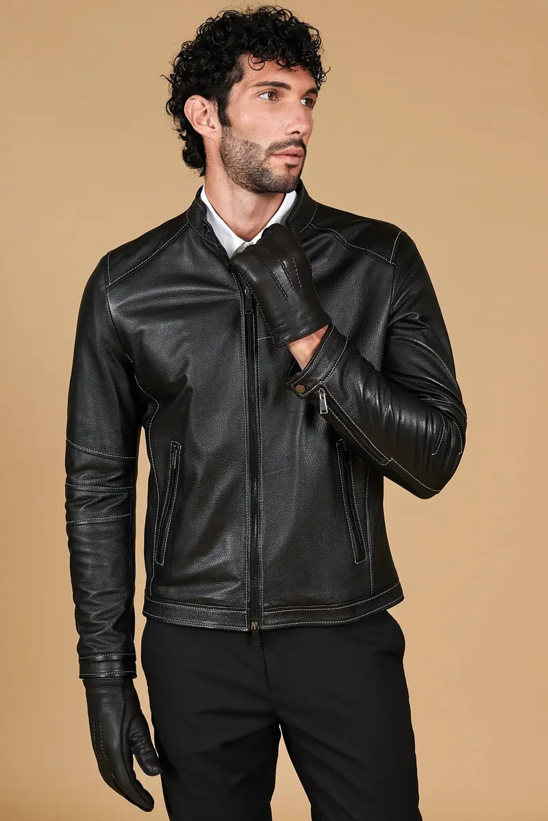 Giacca in pelle raggrinzita nera con cuciture a contrasto D'Arienzo, Seleziona Nero