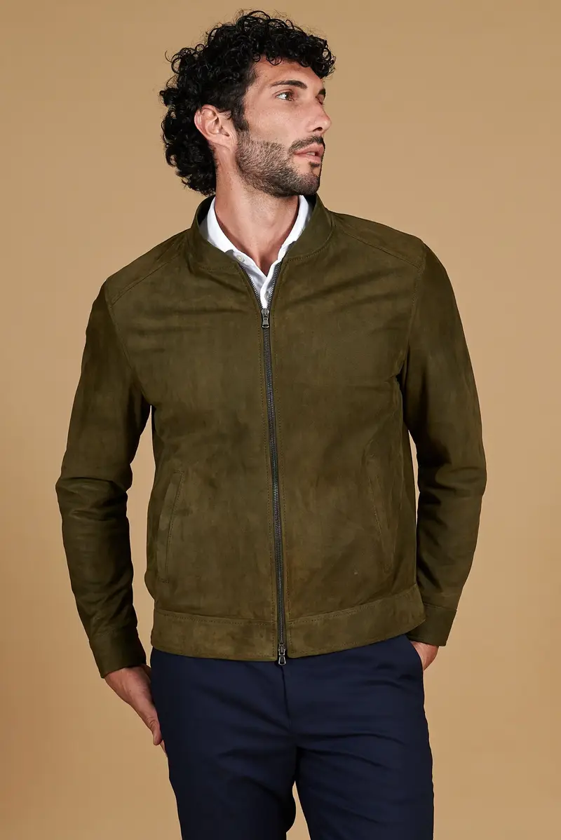 Giacca in pelle scamosciata colore verde khaki con cerniera D'Arienzo, Seleziona Verde
