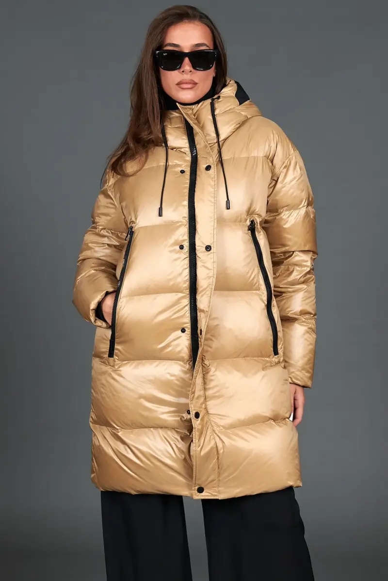 Giaccone lungo in vera piuma colore fango da ripiegare a zaino D'Arienzo, Seleziona Fango