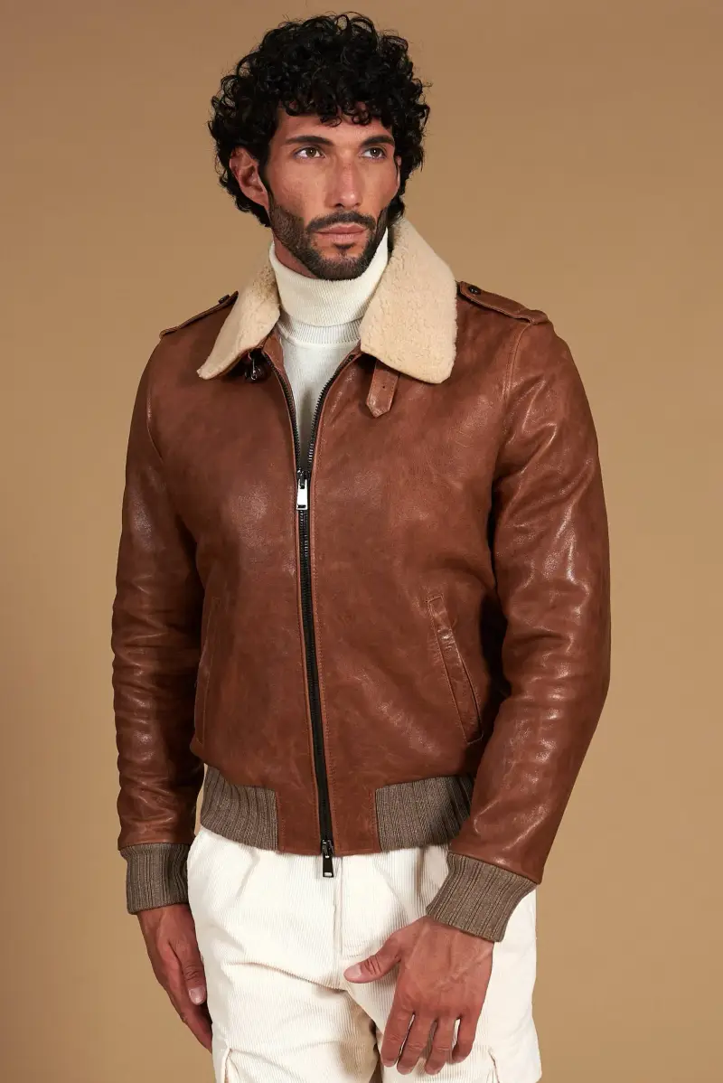 Giubbotto aviatore in pelle color cuoio effetto vintage collo montone D Arienzo, Seleziona Cuoio