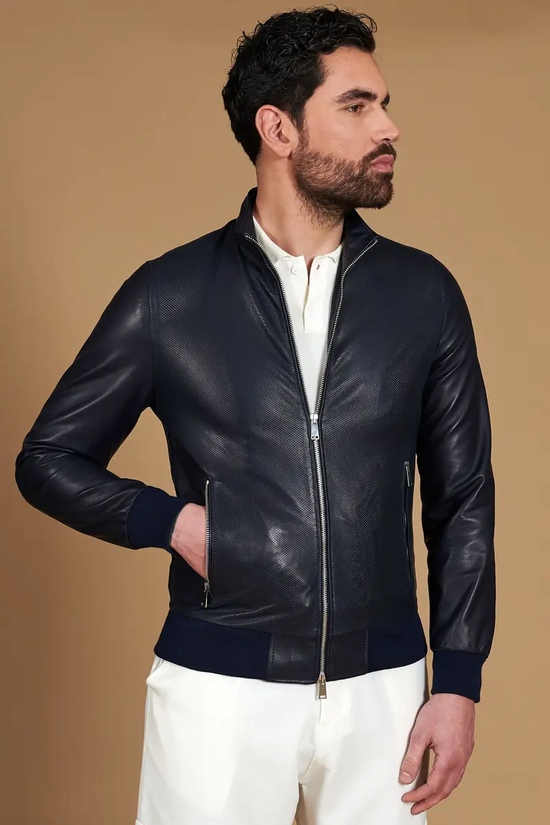 Giubbotto bomber in pelle traforata colore blu elastico a tono D'Arienzo, Seleziona Blu