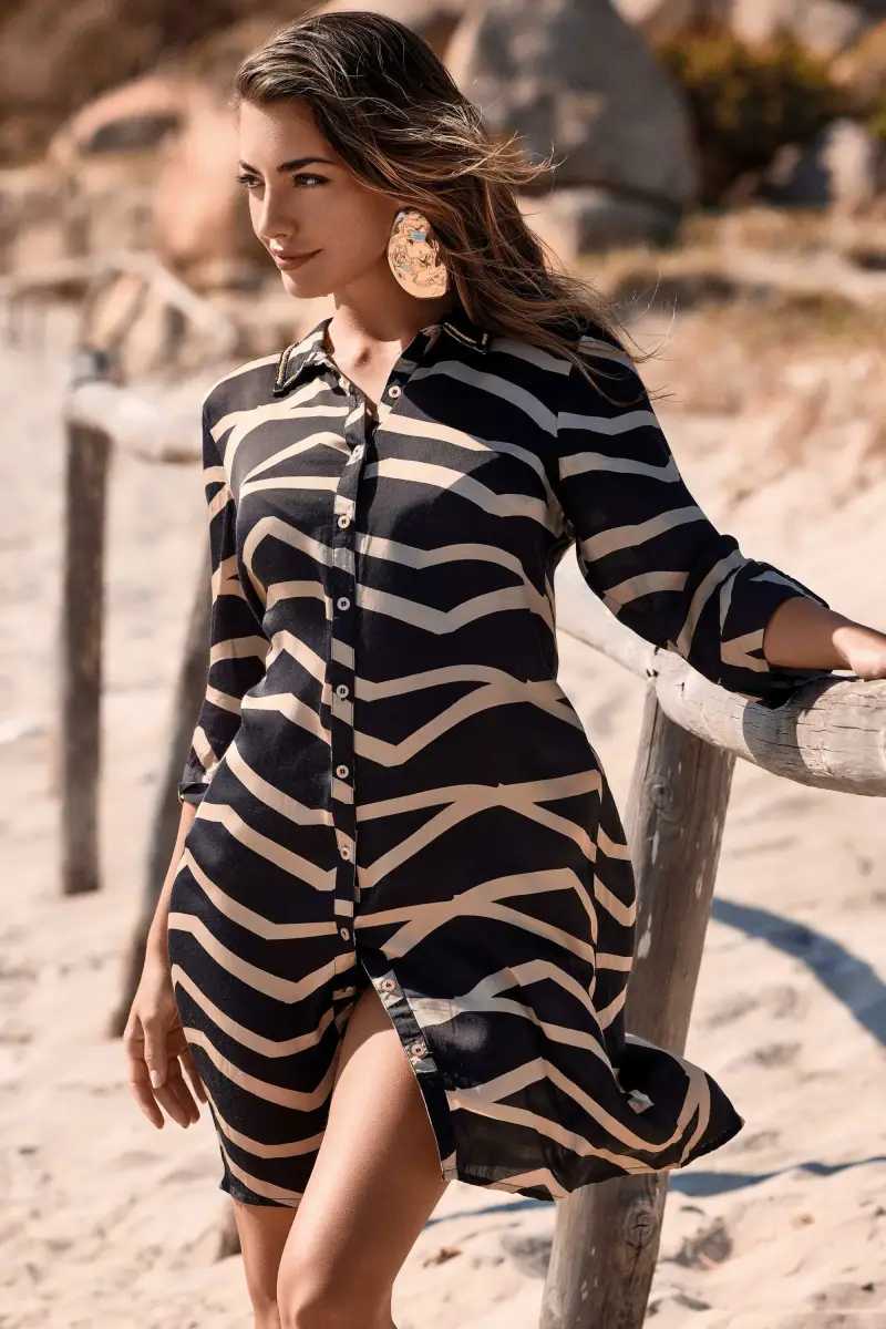 ABITO CON MANICHE A 3/4 LUDO | Colore Nero |