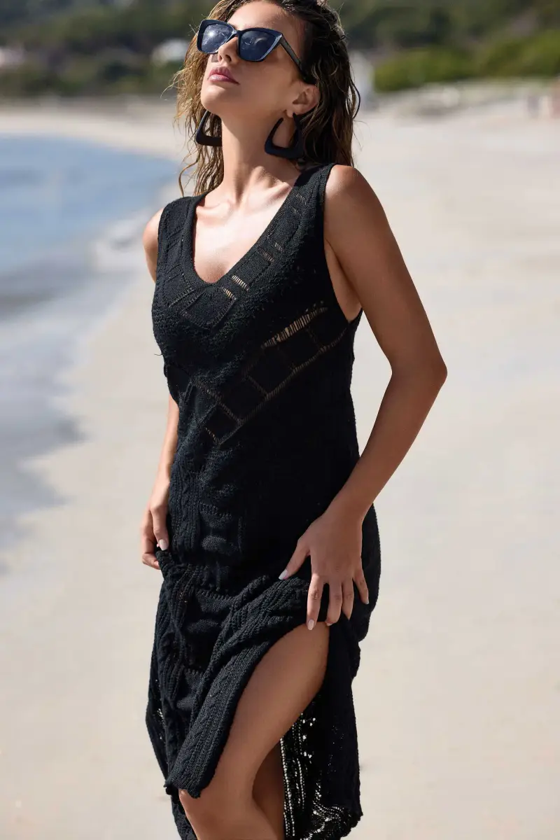 ABITO SMANICATO KAROL | Colore Nero |