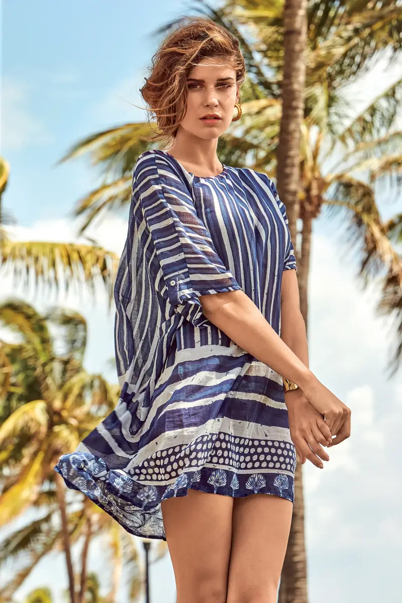 ABITO NEI TONI BLU | Colore Blu |