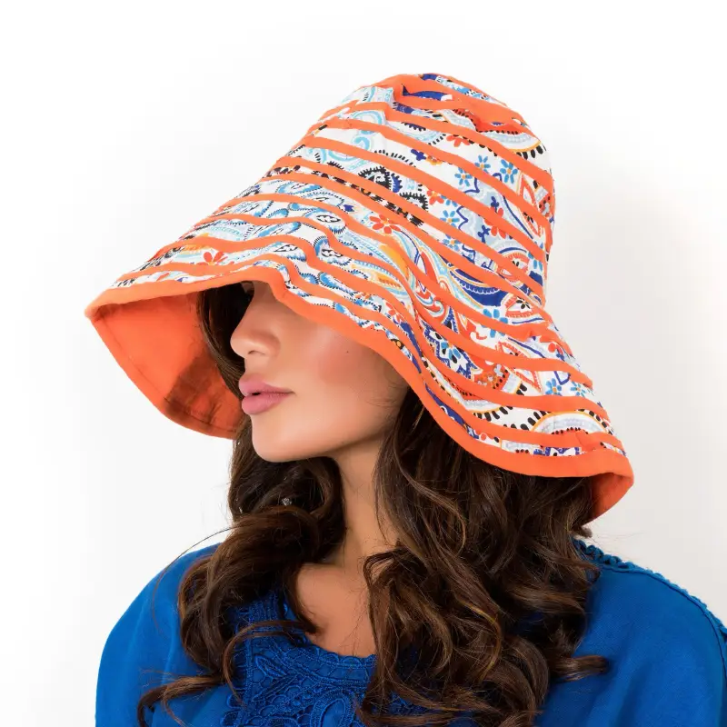 CAPPELLO FANTASIA A RIGHE | Colore Arancio |