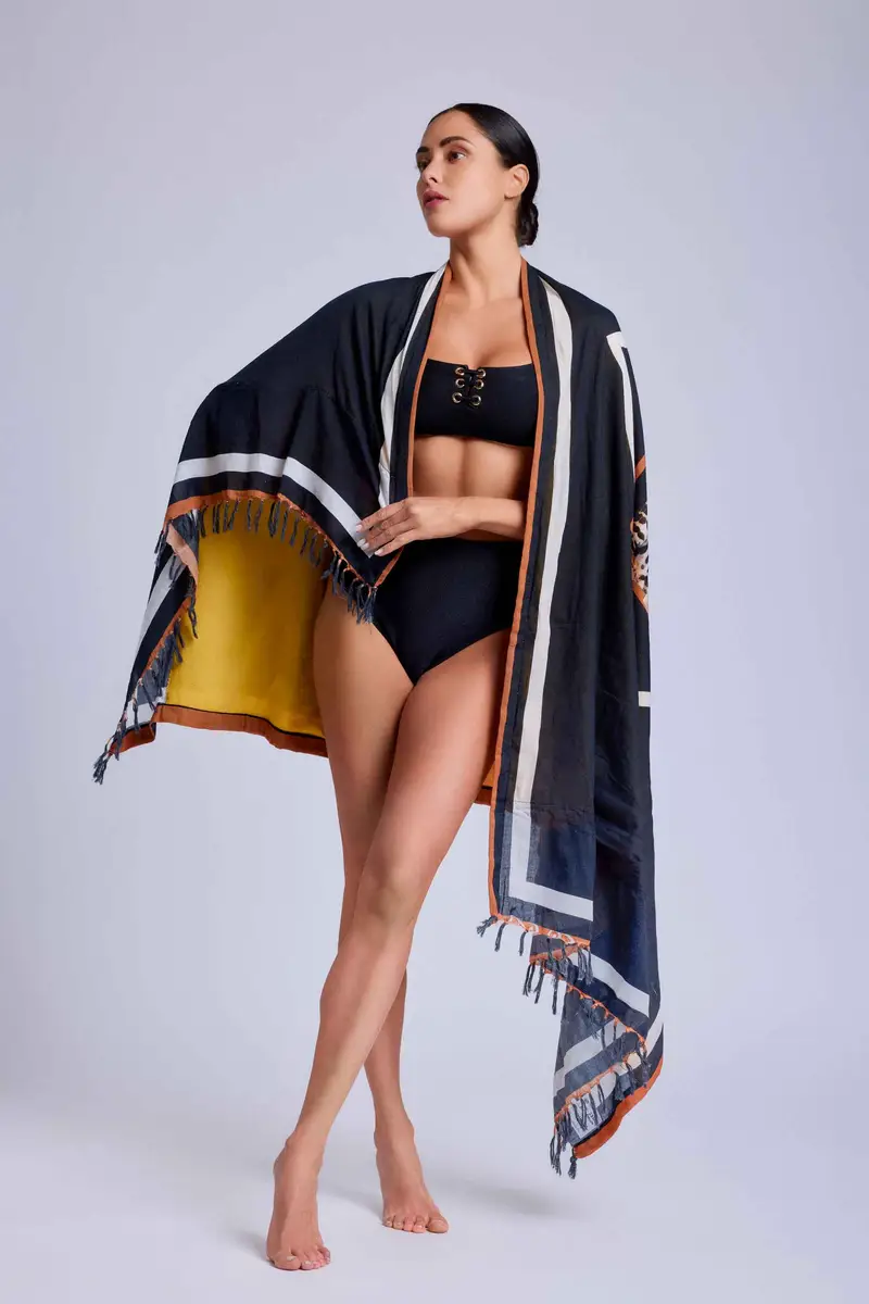 TELO MARE STAMPA LEOPARDO | Colore Nero |