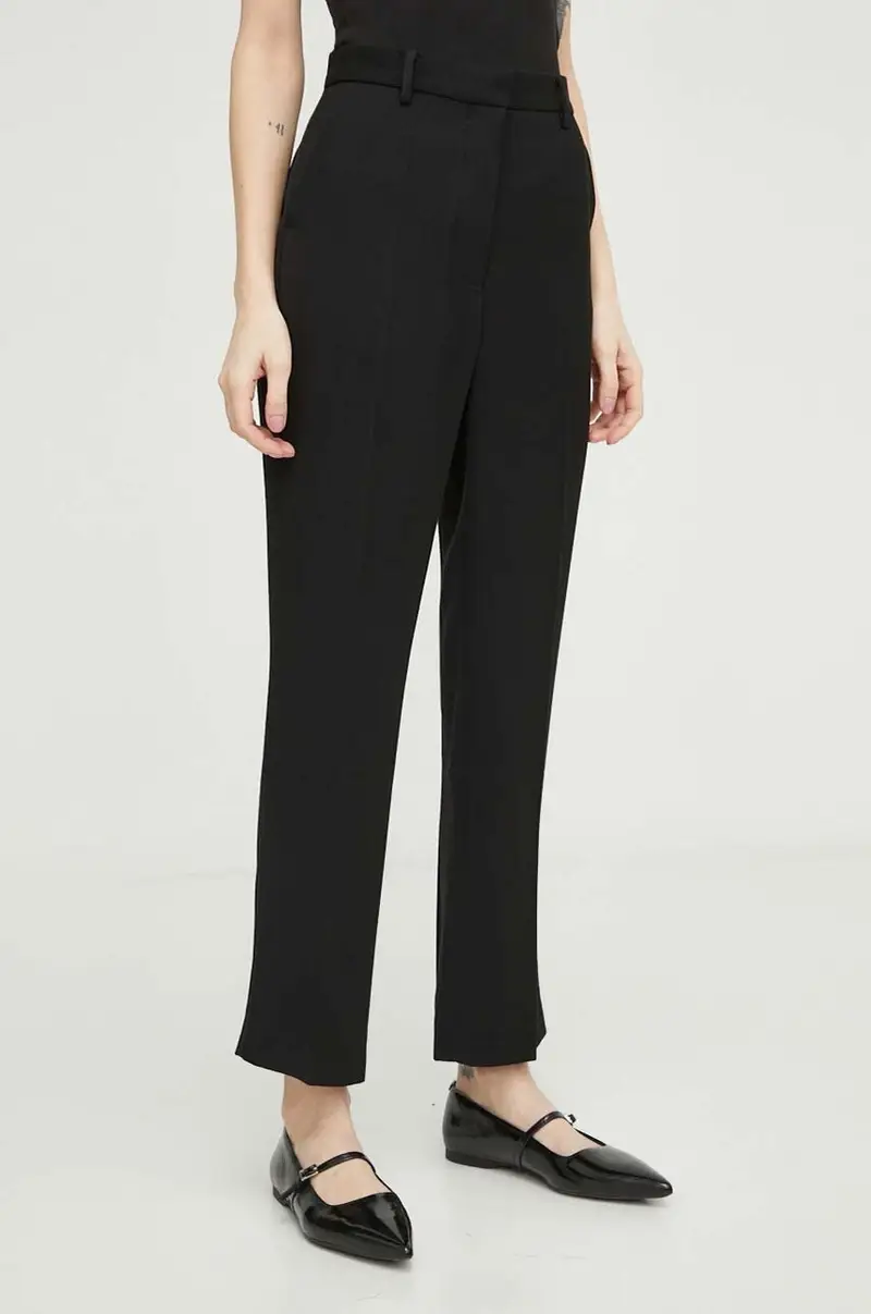 pantaloni donna colore nero