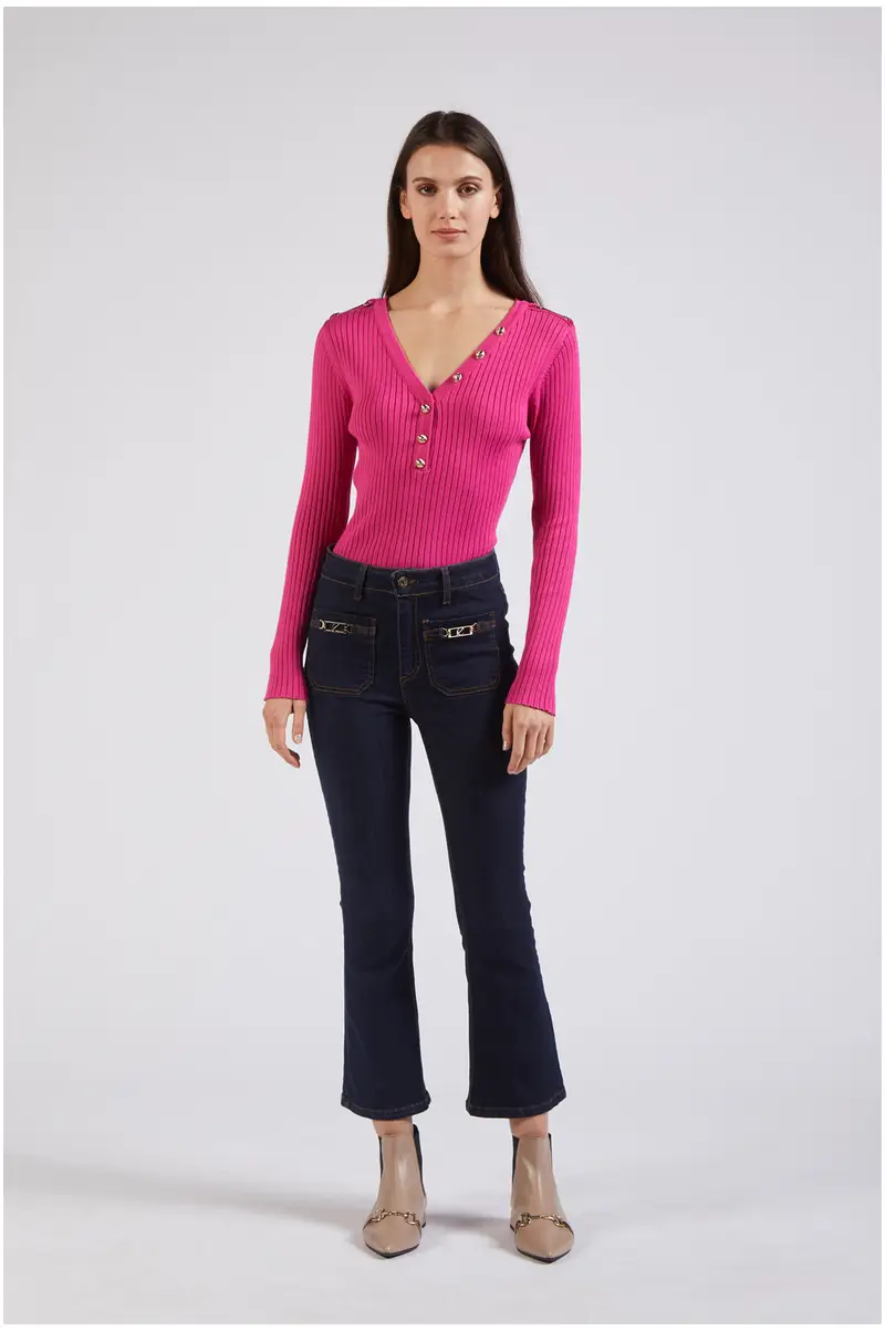 denim cropped flare con tasche a toppa indaco 26