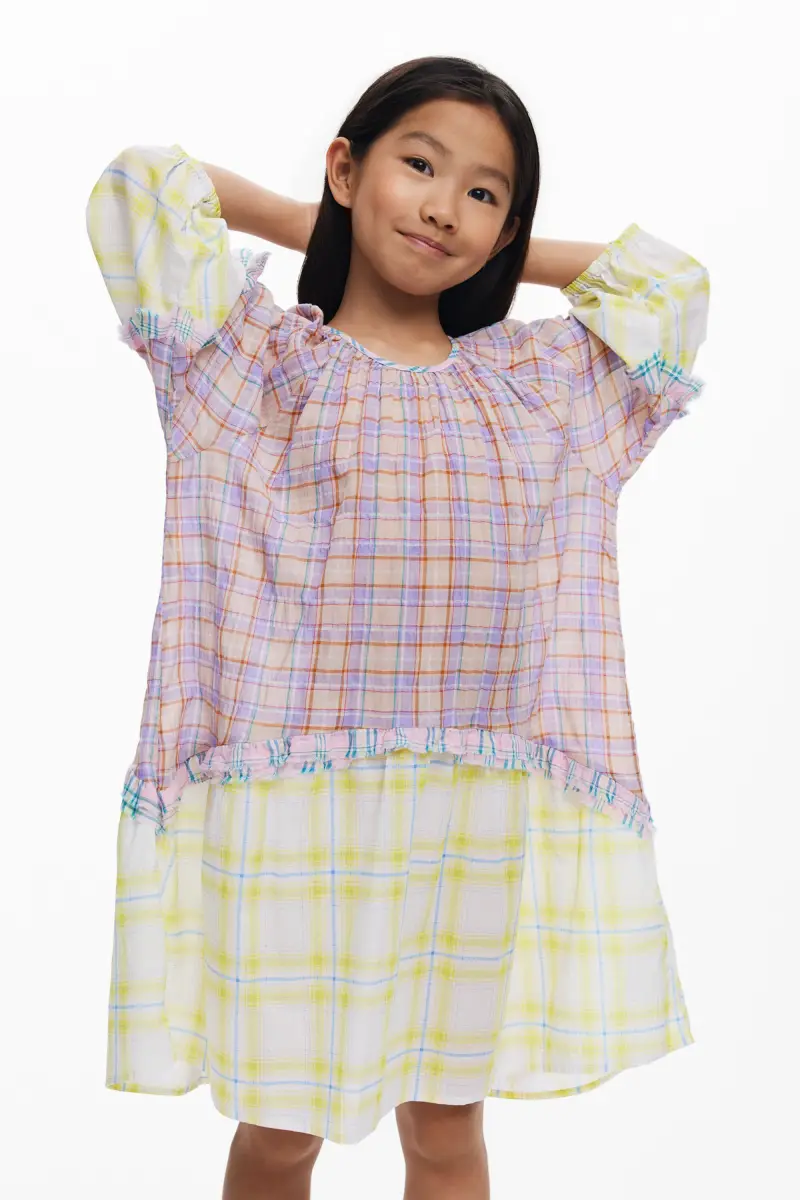 Abito a quadri con volant MATERIAL FINISHES