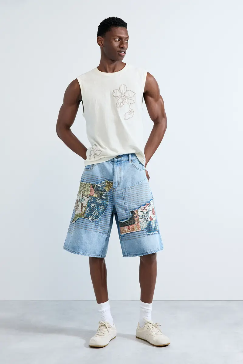 bermuda di jeans con patch BLUE