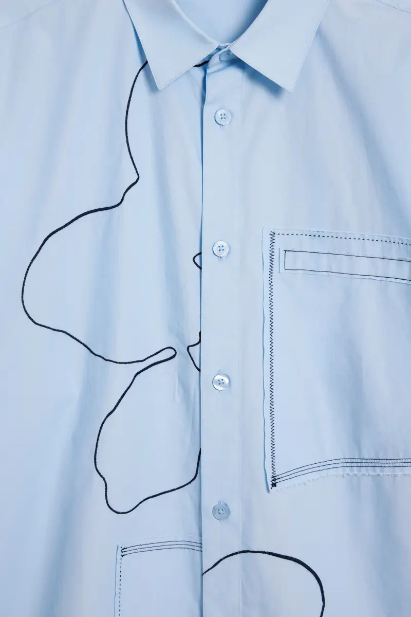 Camicia con ricamo impunturato BLUE miniatura 2