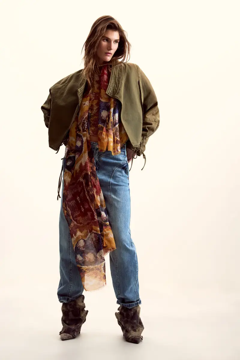 Foulard disegnato da Mr Christian Lacroix YELLOW miniatura 2