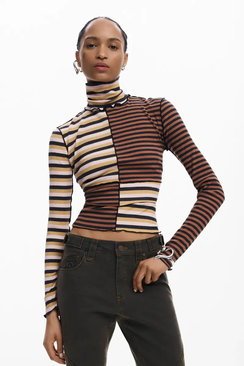 MAGLIETTA A MANICHE LUNGHE COLLO ALTO BROWN