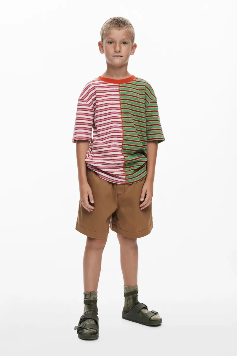 Maglietta bicolore a righe MATERIAL FINISHES