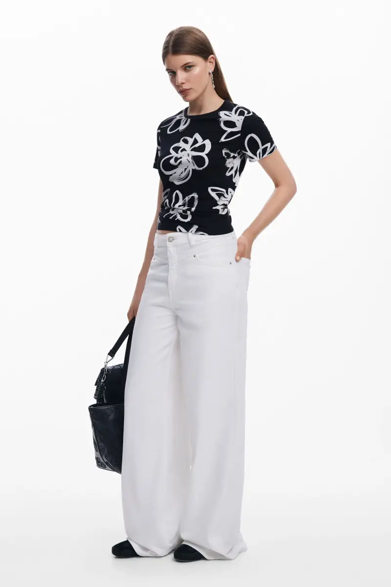 Maglietta con grande fiore BLACK miniatura 2